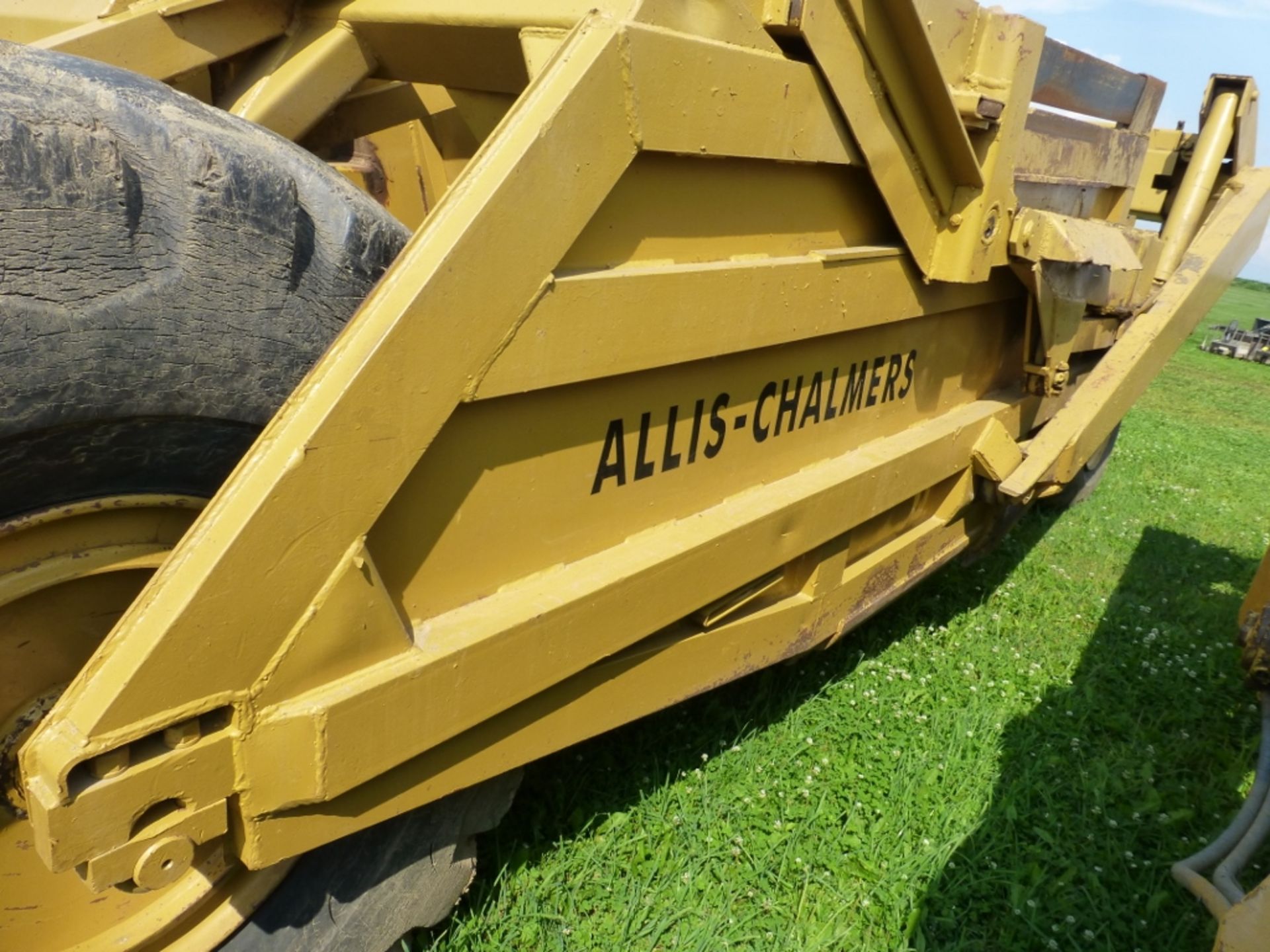 Allis Chalmer 6 Hyd. Pull Scraper, Se: AC315-1255 - Image 16 of 35