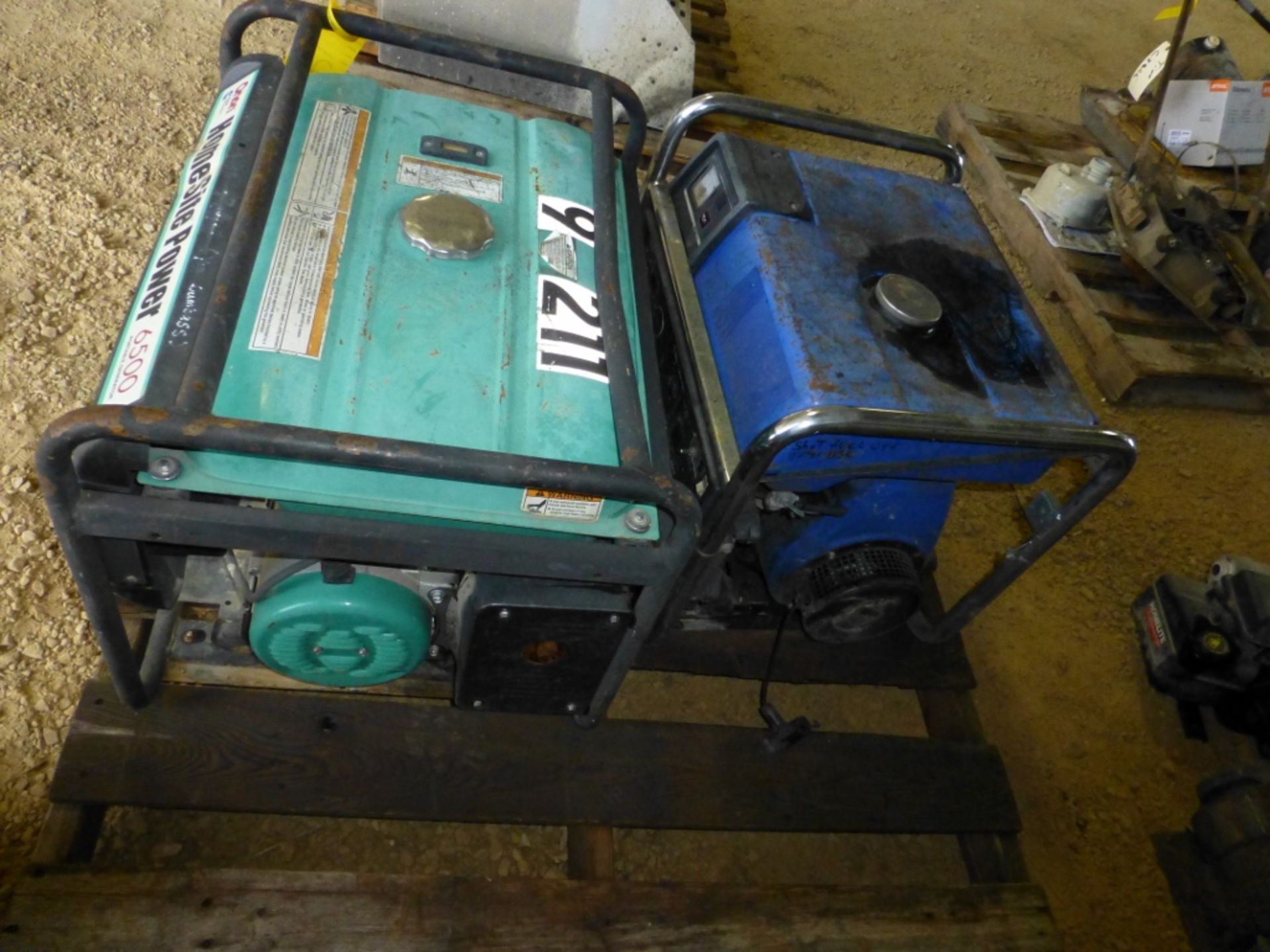 Homesite power 6500 generator, missing recoil, with blue generator, unknown working condition - Image 4 of 5