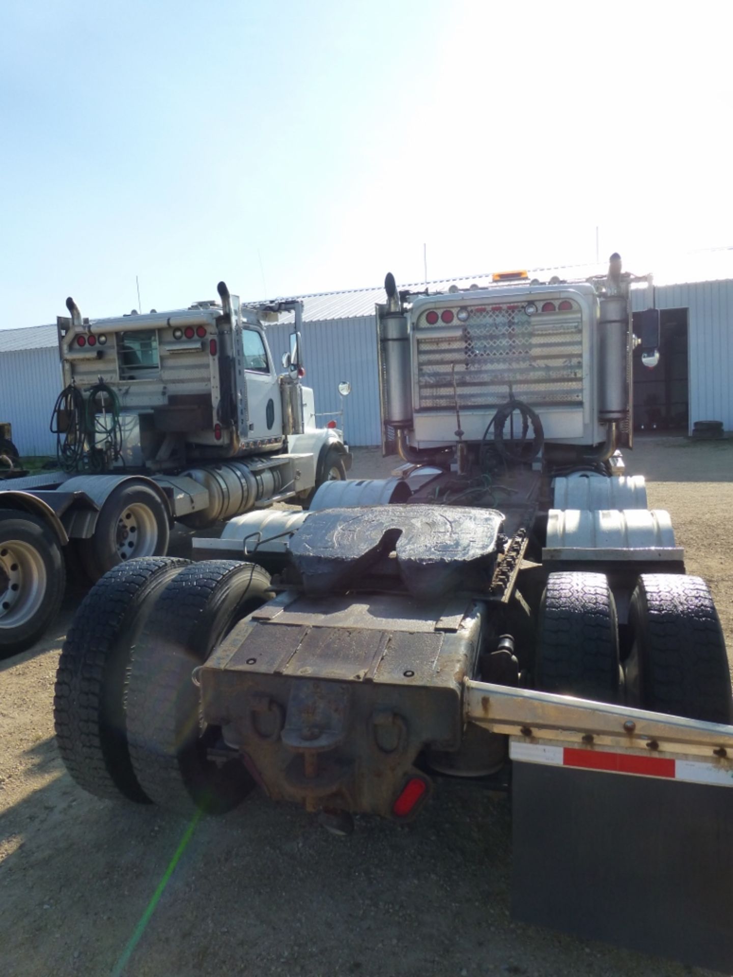 2006 Western Star 4900EX, Heavy haul day cab, 3 axle. 18 spd Eaton Fuller, Detroit ddc60-14. - Image 2 of 17