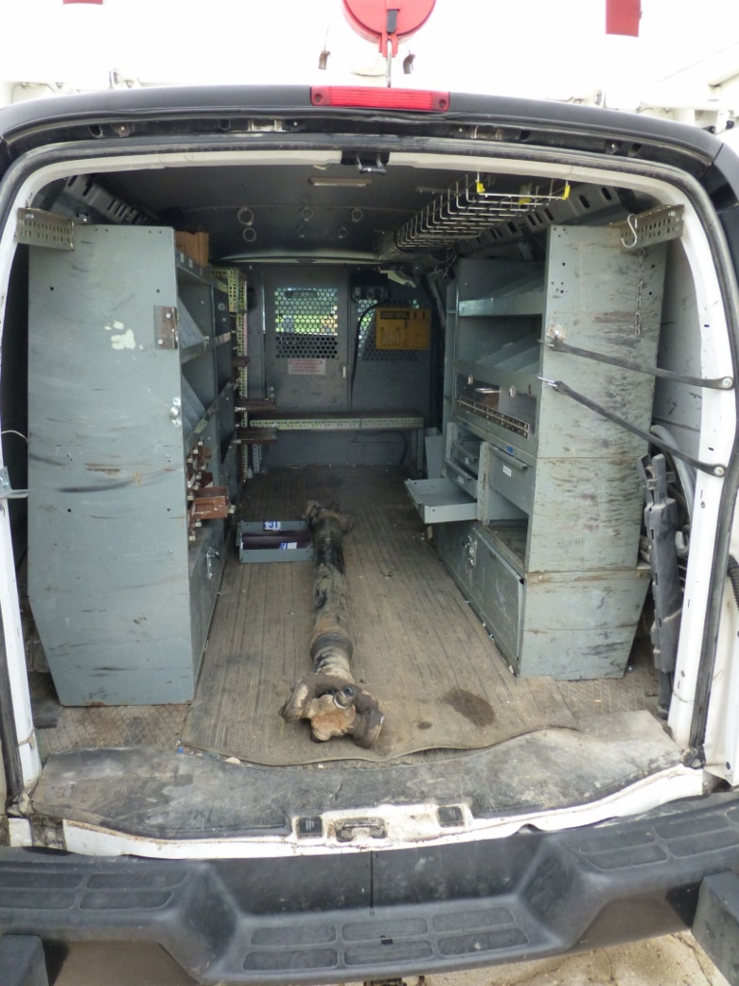 2008 GMC Cargo van, with shelf drawer units, automatic, a.c., manual windows, 254,605 unverified - Image 8 of 22