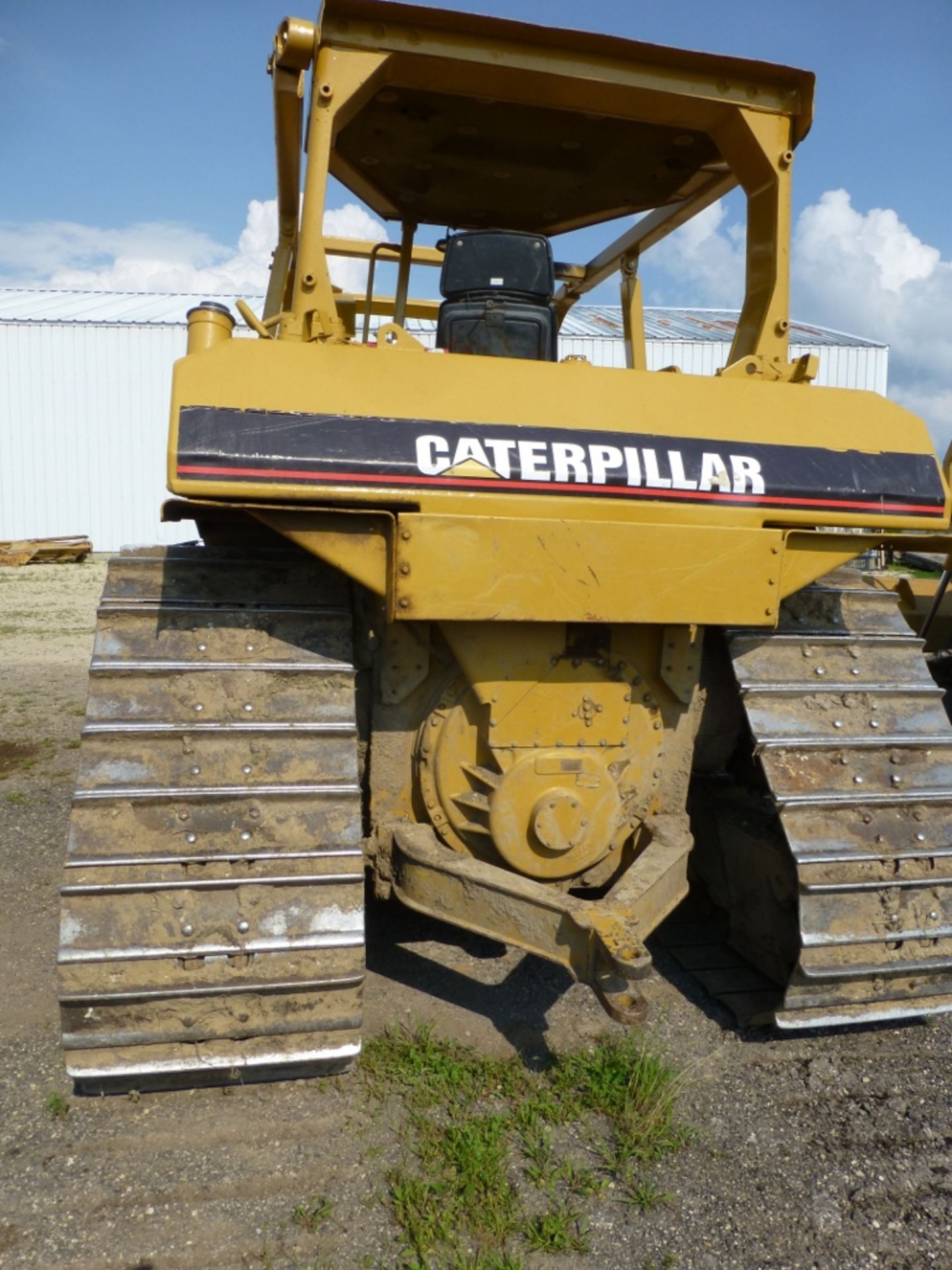 CAT D6H XL Series II, open ROPS, 30" pad. 139" blade. 17736 unverified hours. se:9kj0776 - Image 5 of 17