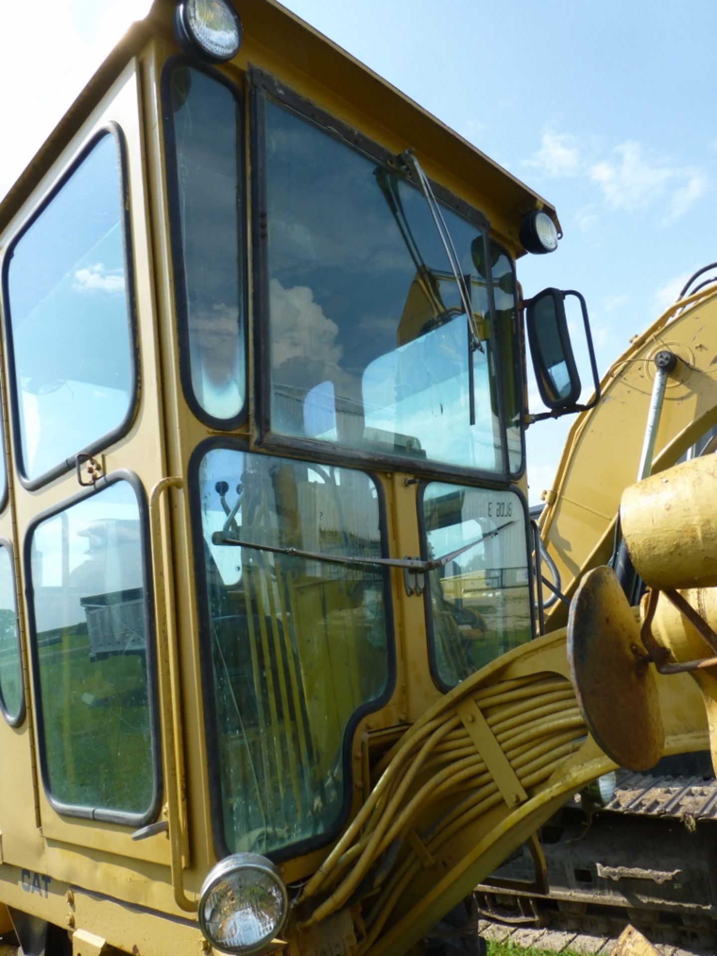 Caterpillar 120G motor grader with 13'10" moldboard se:87v871. Power shift. 7720 unverified hrs. - Image 11 of 27