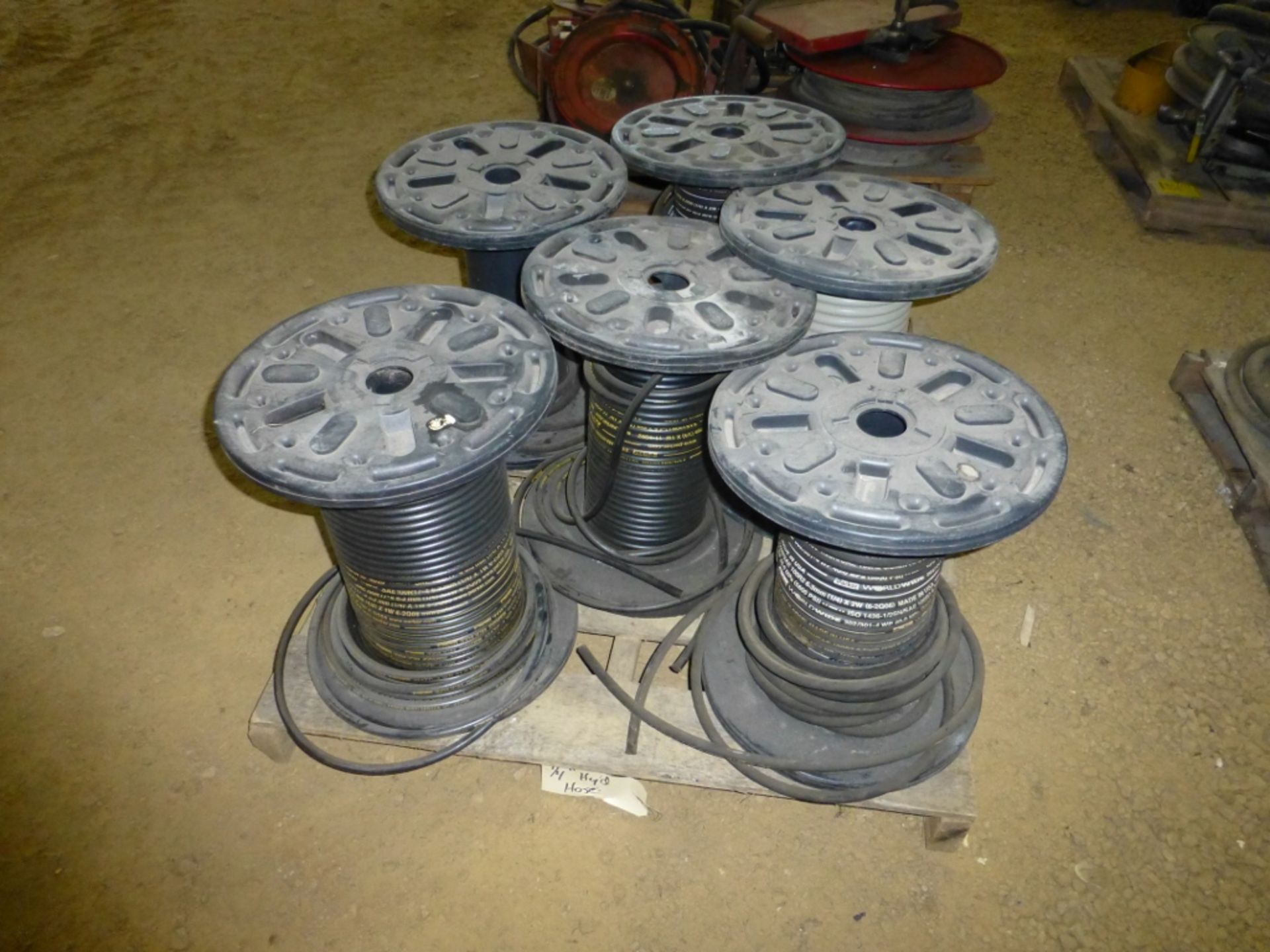 6 spool with various lengths 1/4" hydraulic hose