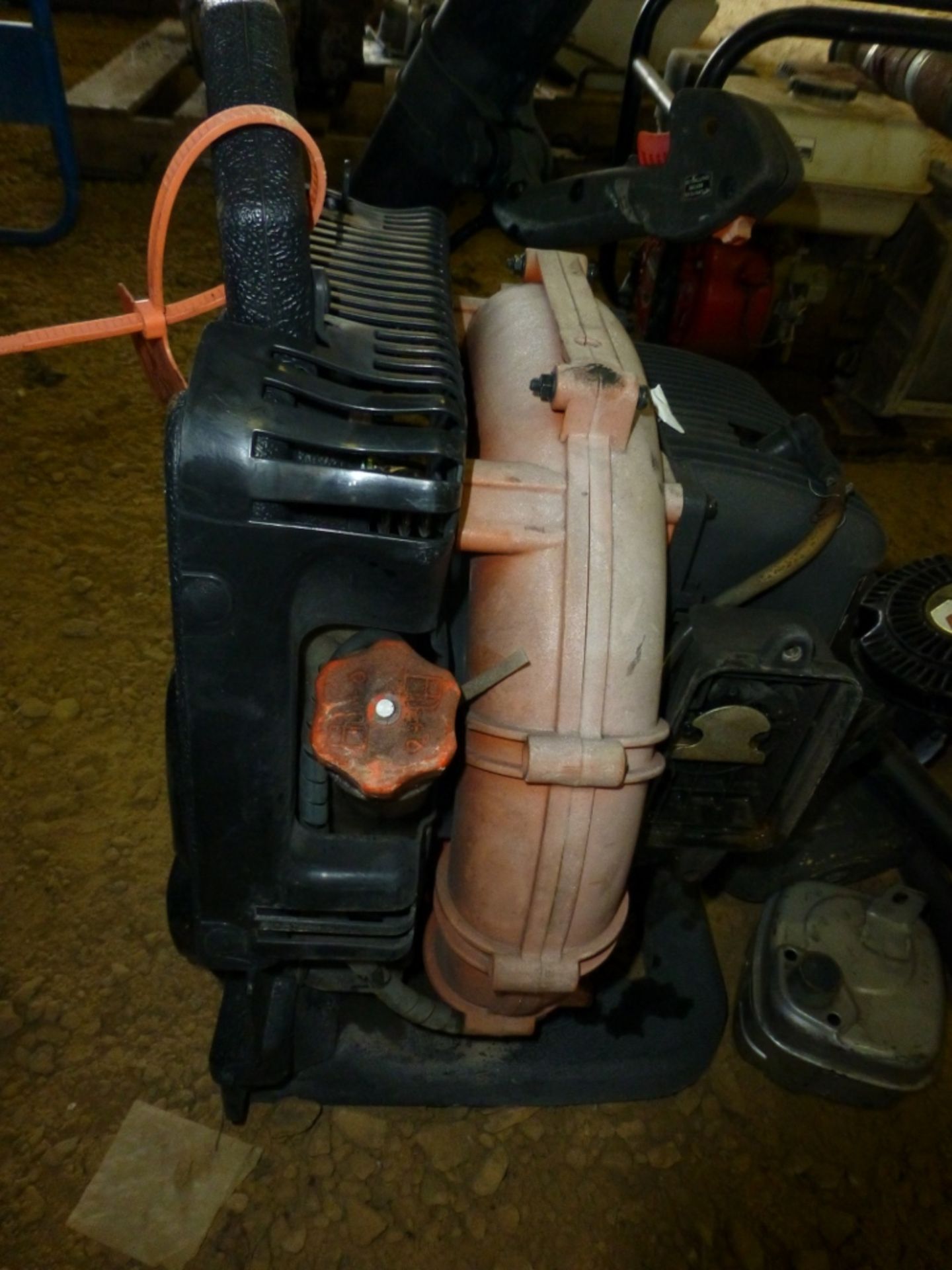 8 hp honda engine with pump, missing parts, sells with Echo blower - Image 2 of 8