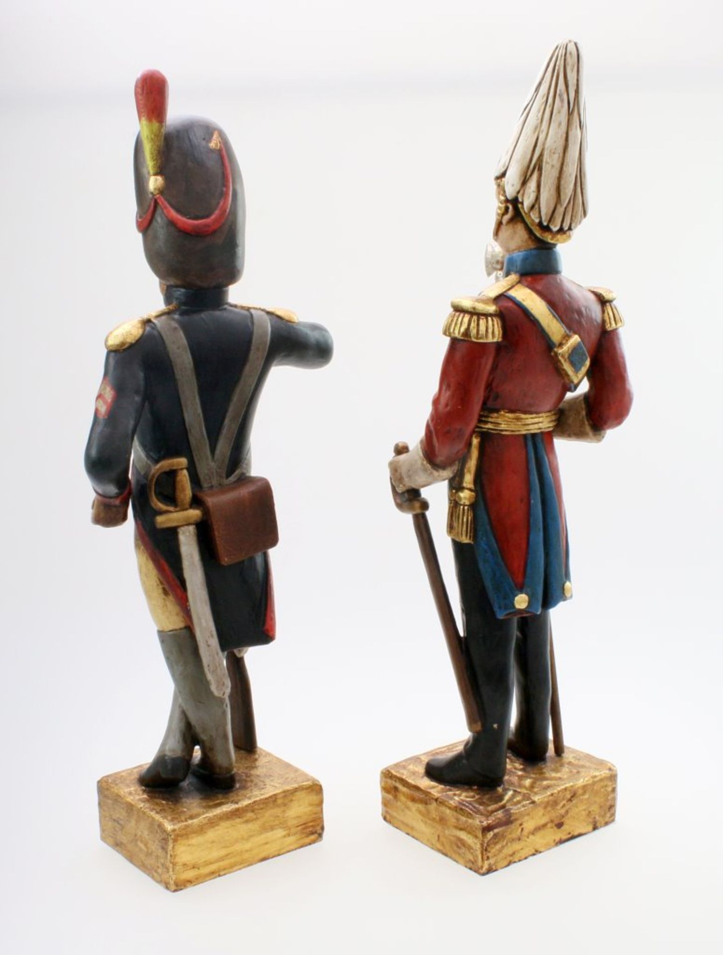Holzschnitzerei - 2 Soldaten Englischer und französischer Soldat, beide auf quadratischer, - Bild 3 aus 5