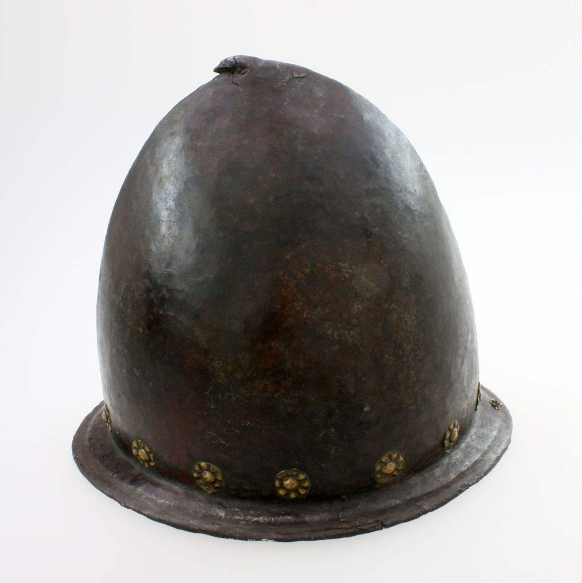 Birnhelm-Schützenhaube deutsch um 1580 Einteilig geschmiedete, gegratete Glocke mit kleinem - Bild 2 aus 3