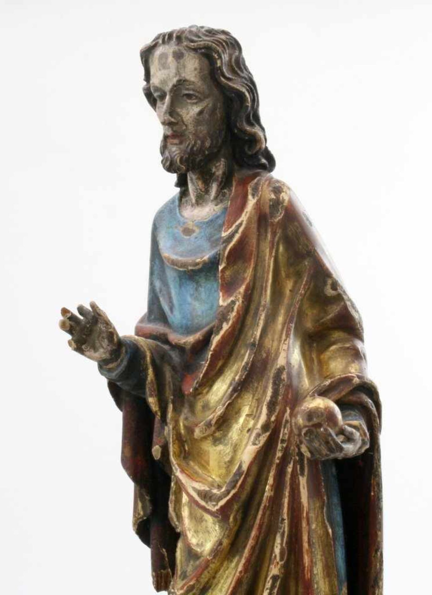 Apostelfigur im Stil um 1430 Auf Naturplinthe stehender Heiliger, über dem blau gefassten Gewand - Bild 5 aus 5