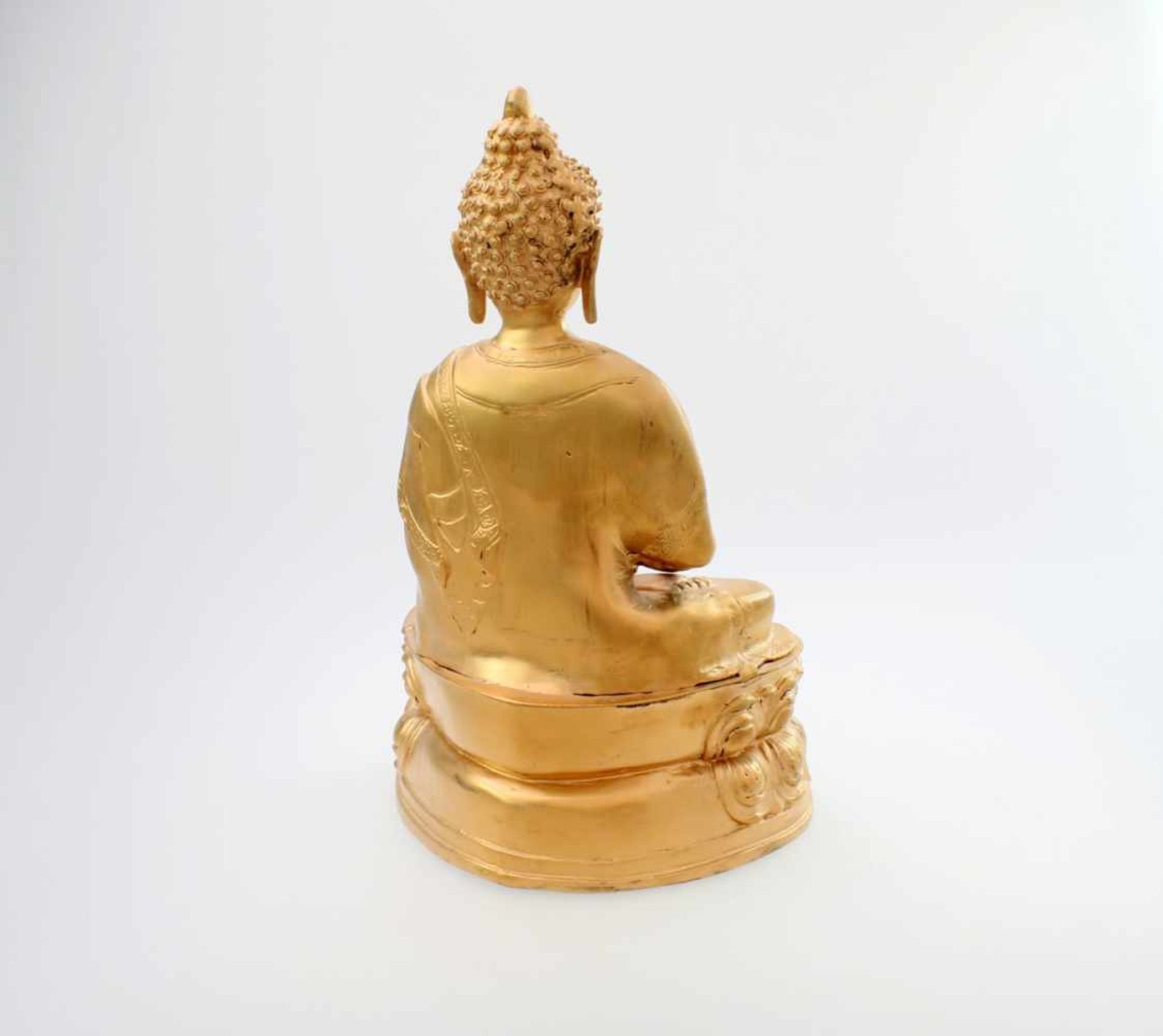 Buddha - Indien Meditierender Buddha, Teeschale in den Händen, auf ovalem Sockel mit umlaufendem - Bild 4 aus 5