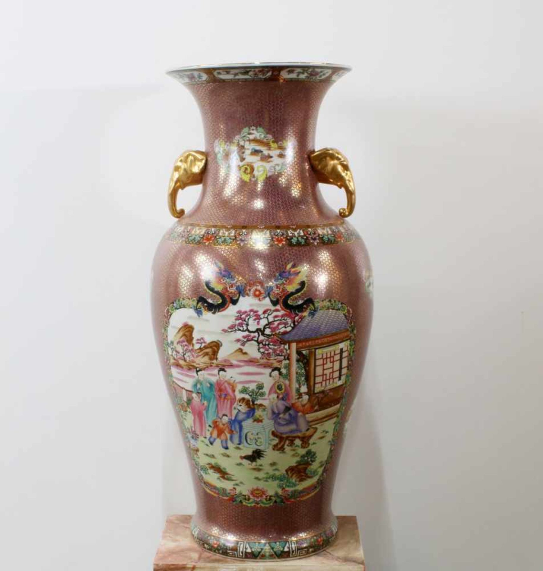 Große chinesische Bodenvase mit Elefantenhandhaben Gebauchte Form, feine Malkunst, beidseitig - Bild 3 aus 4