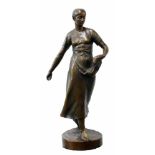 Große Bronzeskulptur - "Säende Bäuerin" - Adolf Müller - Crefeld (1863-1934) Junges Mädchen mit