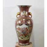 Große chinesische Bodenvase mit Elefantenhandhaben Gebauchte Form, feine Malkunst, beidseitig