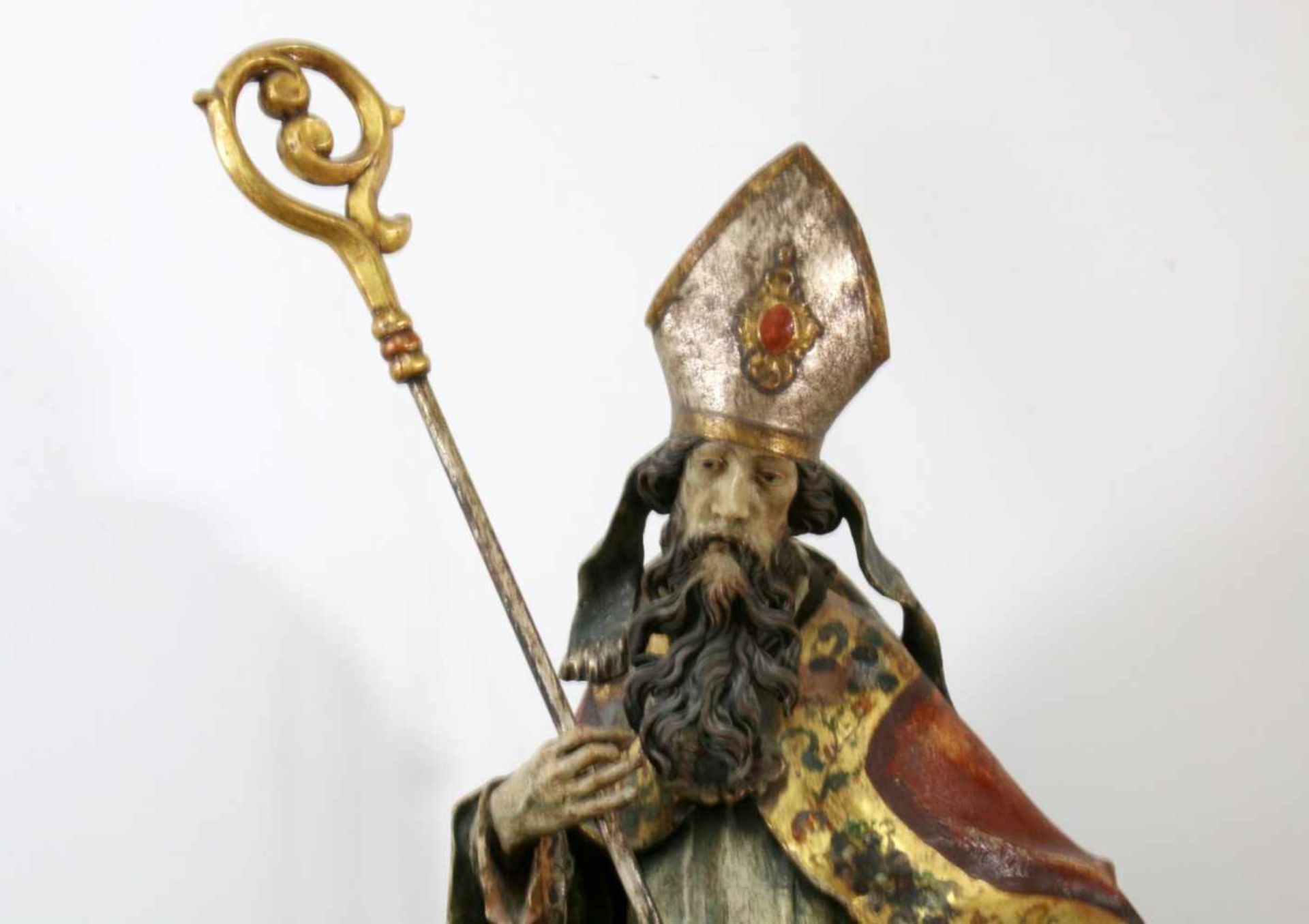 Große Holzfigur - Heiliger Urban von Langres Aufwendig geschnitzte Figur, in der rechten - Bild 4 aus 5