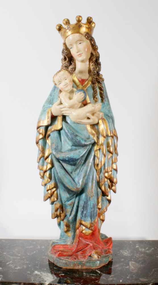 Große Holzfigur - Madonna mit Kind Polychrom - und goldstaffiert, Jesuskind mit Erdball in beiden