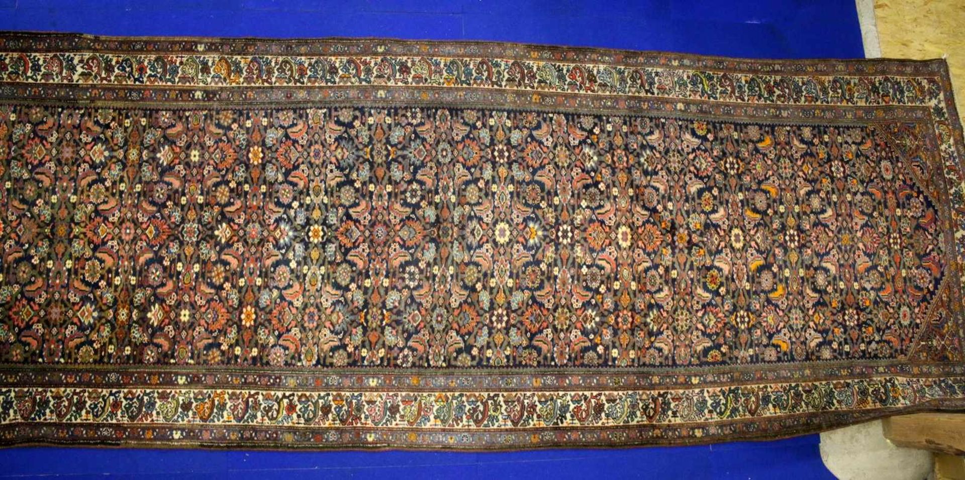 Gaschgai - Persien - alt im Übermaß Grundfarben dunkelblau / rosé / blau / beige, 3-fach Bordüre - Bild 4 aus 4