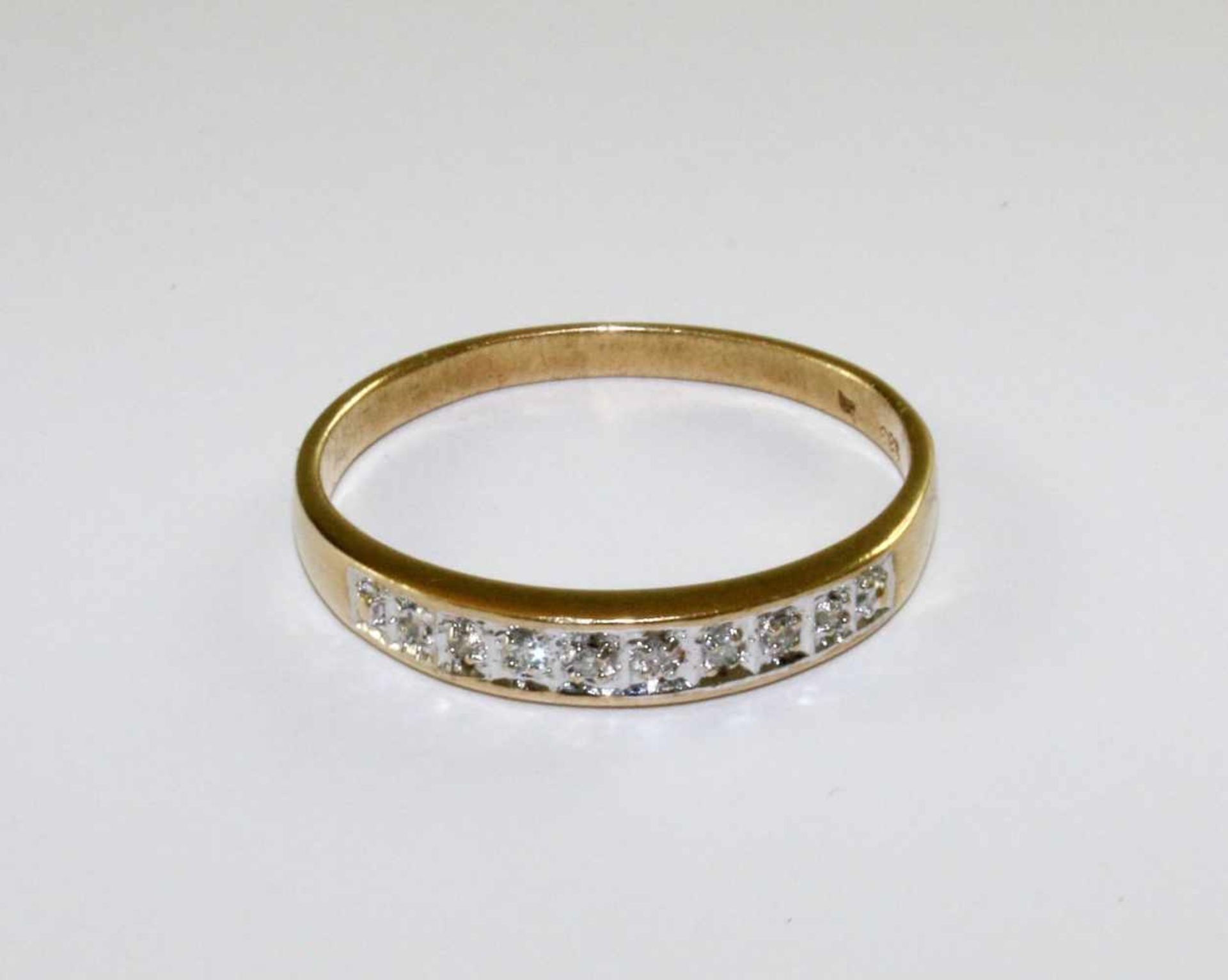 Gelbgold-Brillantring GG 333, Ring besetzt mit 8 Brillanten (8/8 Schliff), Ringgröße 62. Gewicht: - Bild 4 aus 4