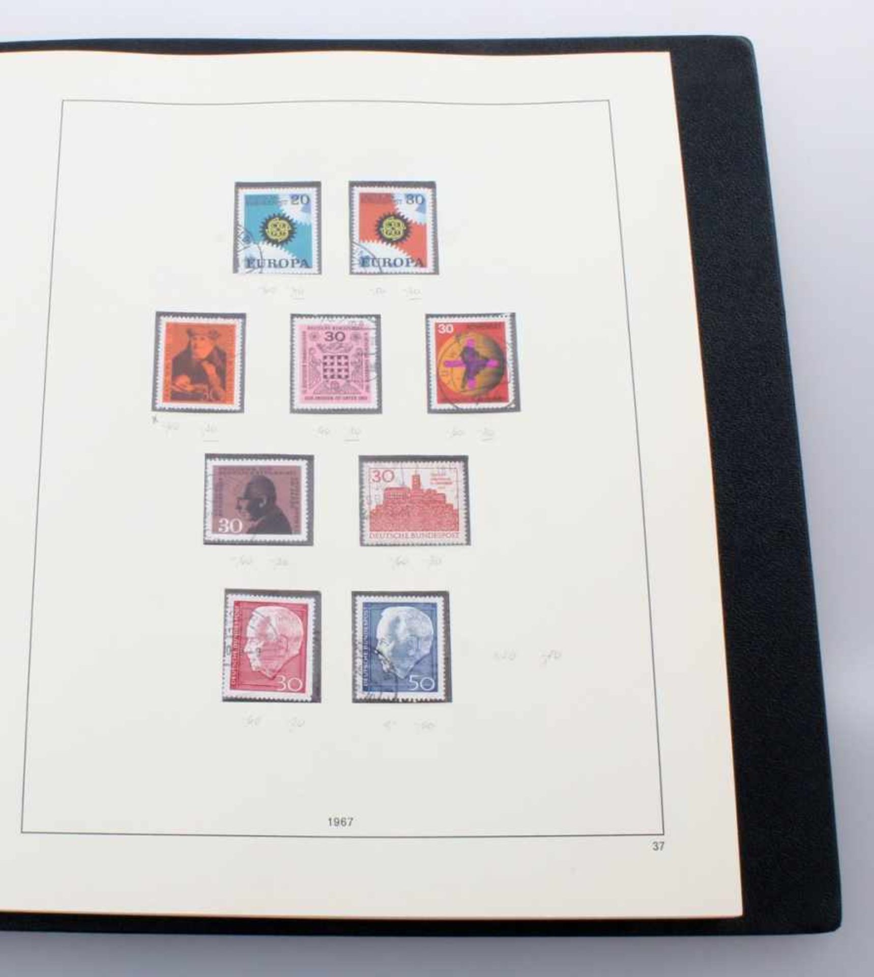 Briefmarkensammlung Deutschland 1949-1969 Fast vollständig im Safe Album. - Bild 5 aus 5