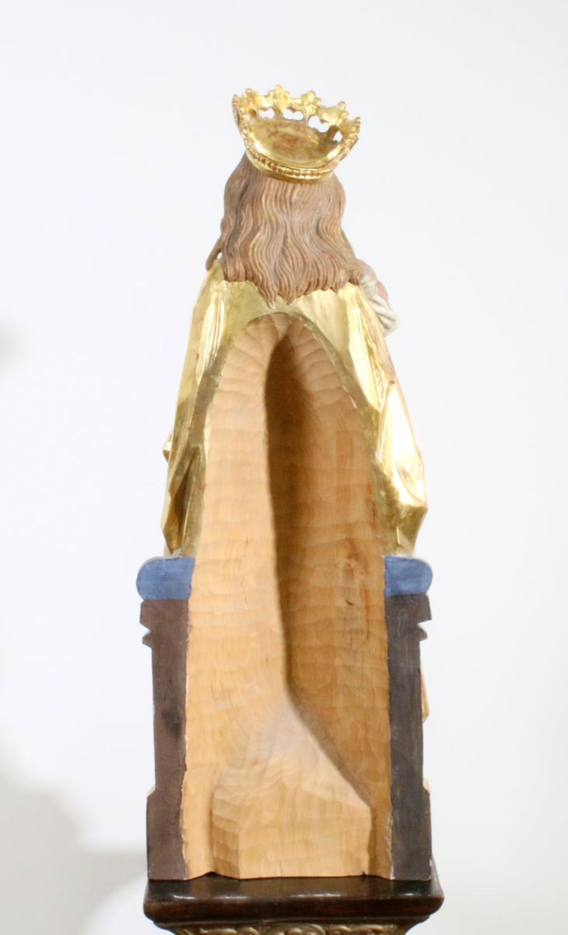 Große Holzfigur - Gottvater mit Jesus Polychrom- und goldstaffiert, Gottvater hält Jesus in den - Bild 3 aus 5