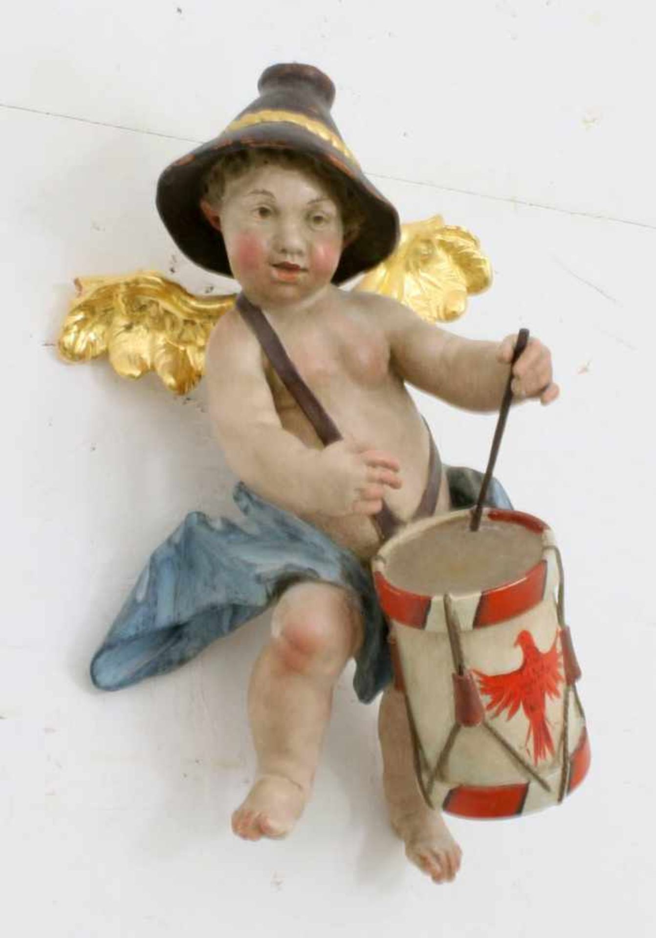 Holzfigur - Tiroler Engel mit Trommel Polychrom- und goldstaffiert, Engel trägt Tiroler Hut und - Bild 3 aus 3