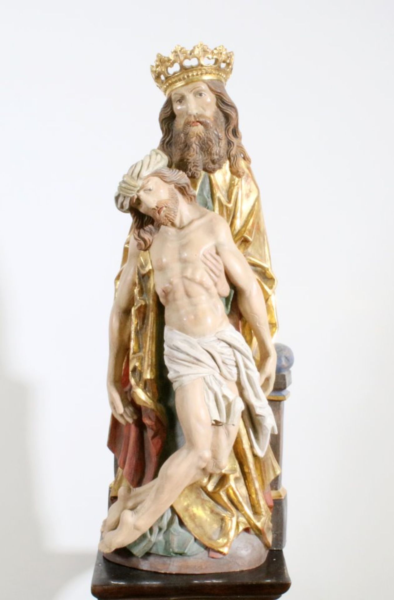 Große Holzfigur - Gottvater mit Jesus Polychrom- und goldstaffiert, Gottvater hält Jesus in den