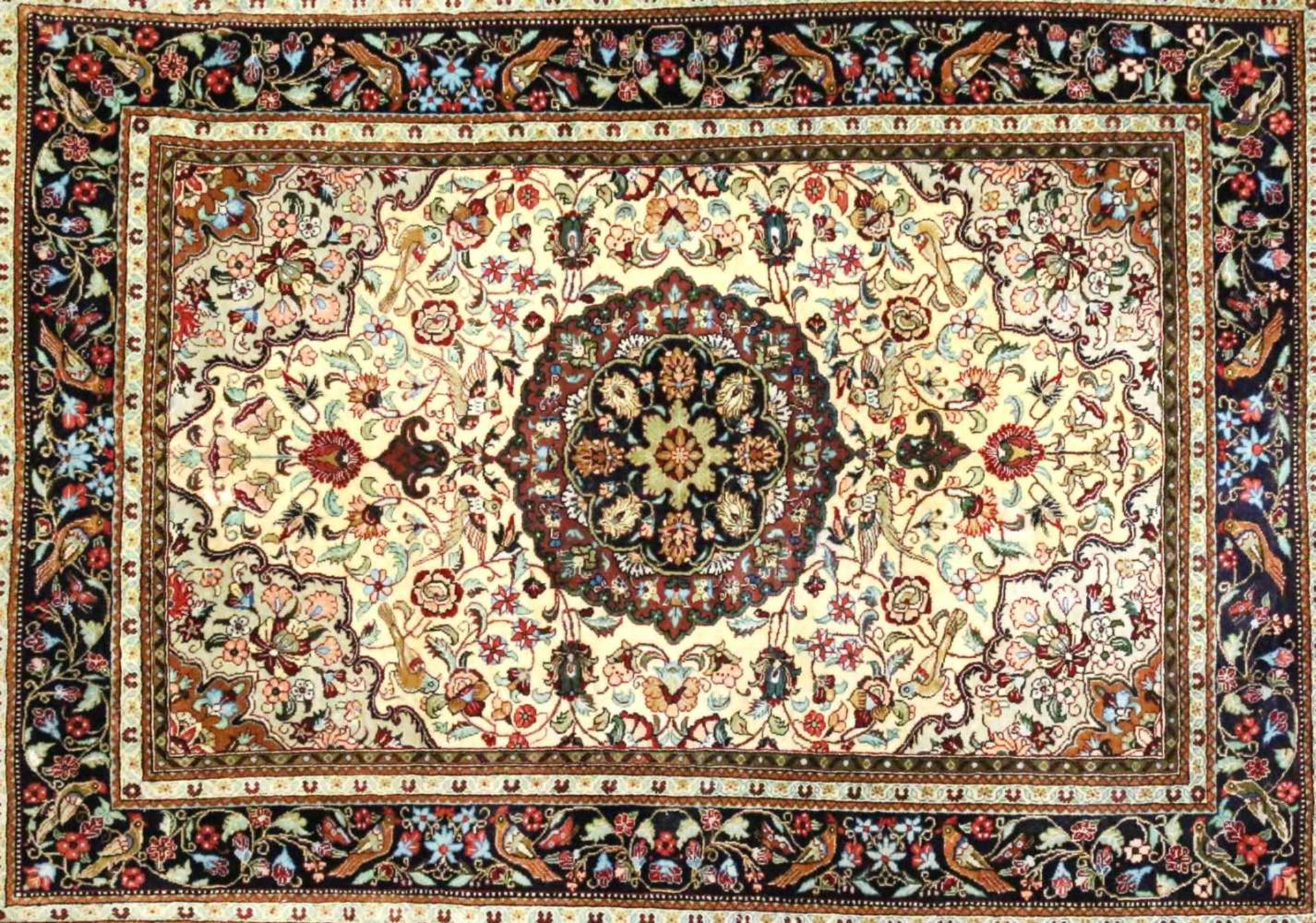 Ghom - Persien - Seide Sehr guter Zustand, Knüpfdichte ca. 850.000 Kn/m². Maße: 80 x 114 cm. - Bild 2 aus 2