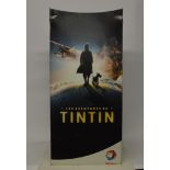 Grand présentoir promotionnel pour les verres Tintin distribués chez Total à [...]
