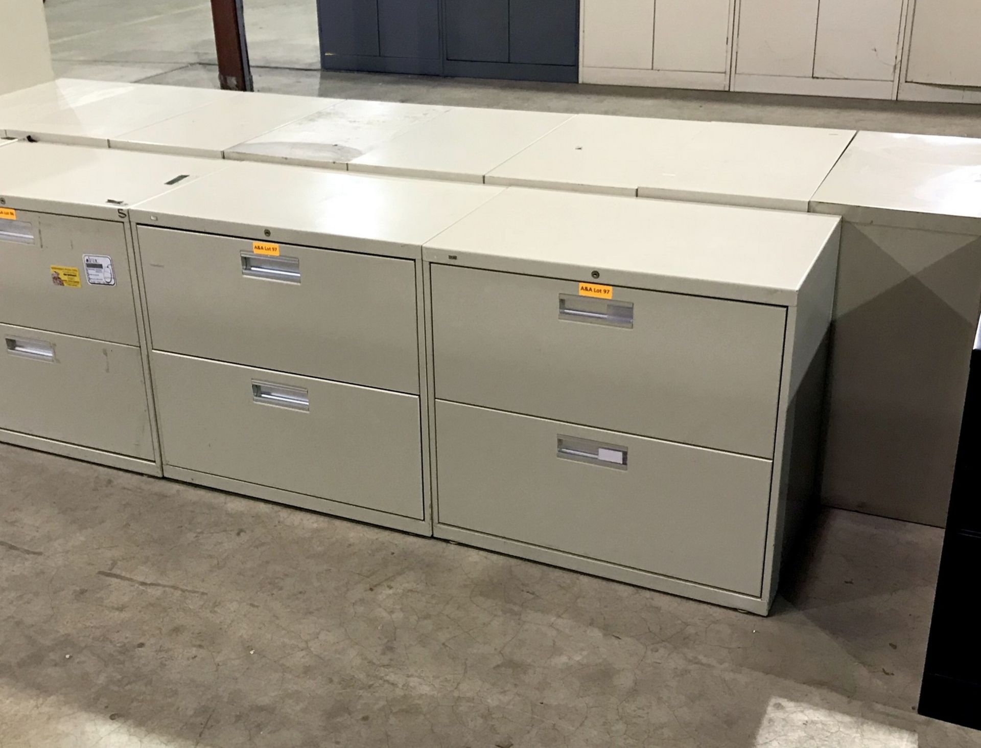 Lot of (2) Hon Lateral 2-Drawer Metal File Cabinets - Image 2 of 2