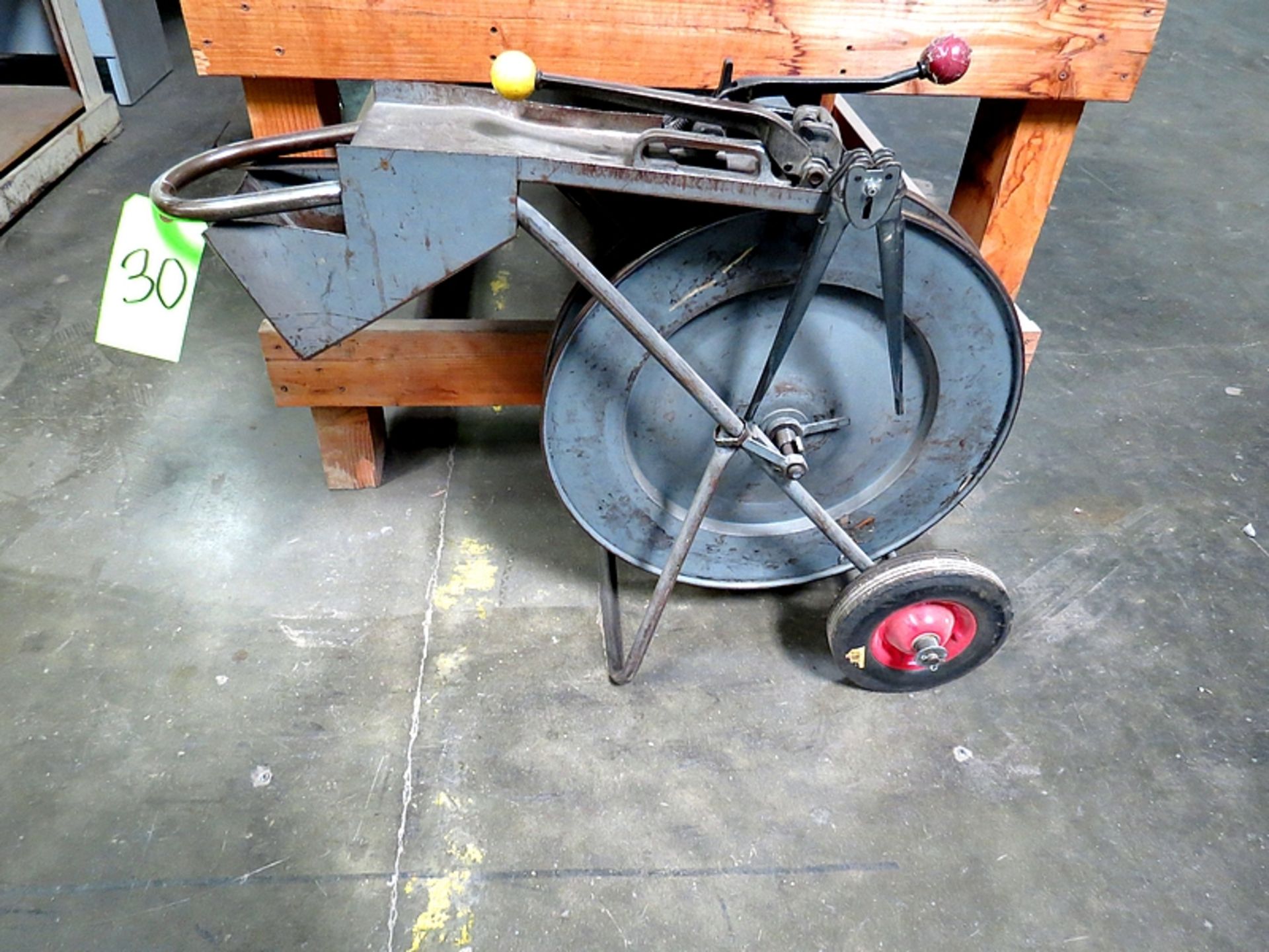 STRAPPING CART WITH TOOLS