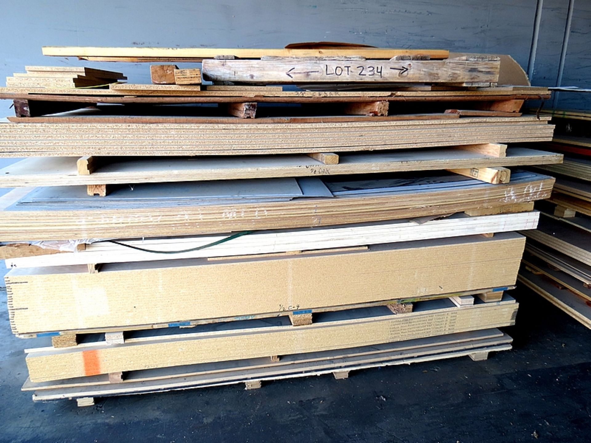 LOT ASSORTED SHEETS OF WOOD