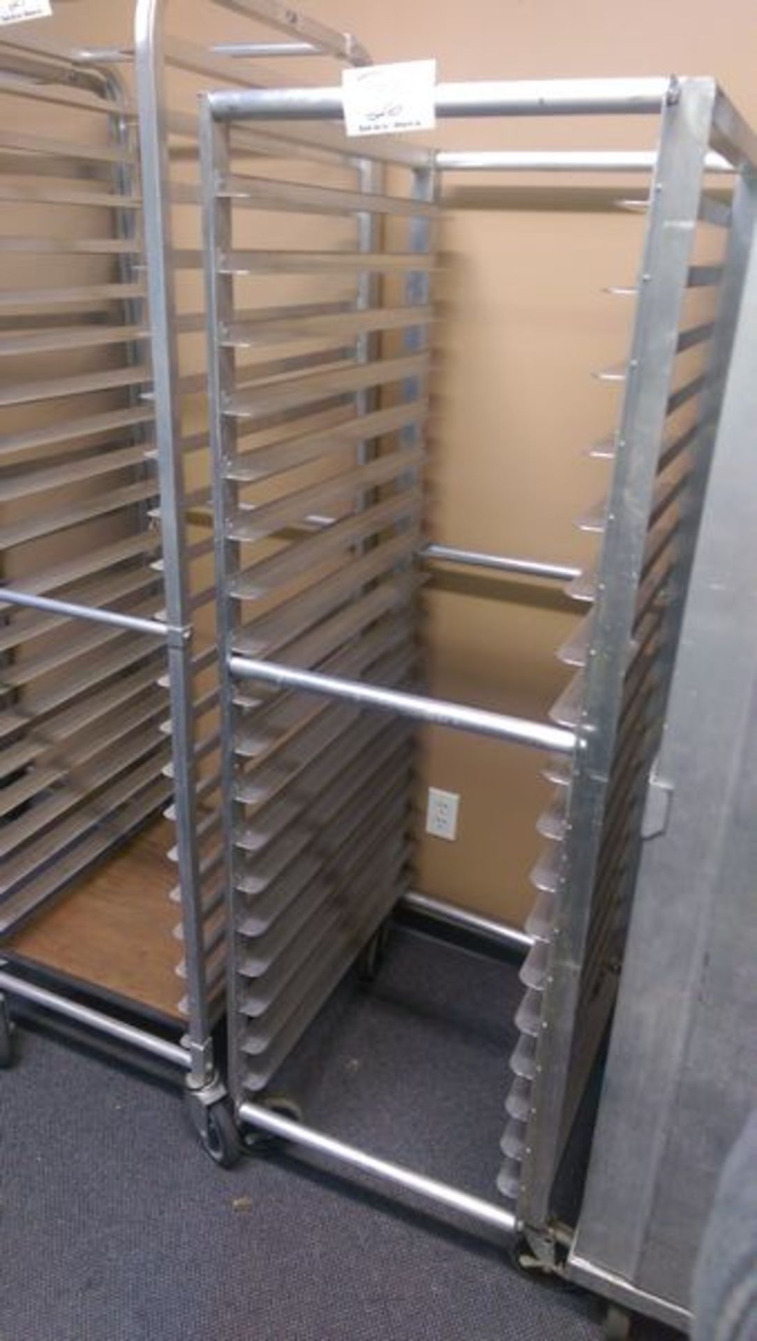 Aluminum Bakers Rack on Casters