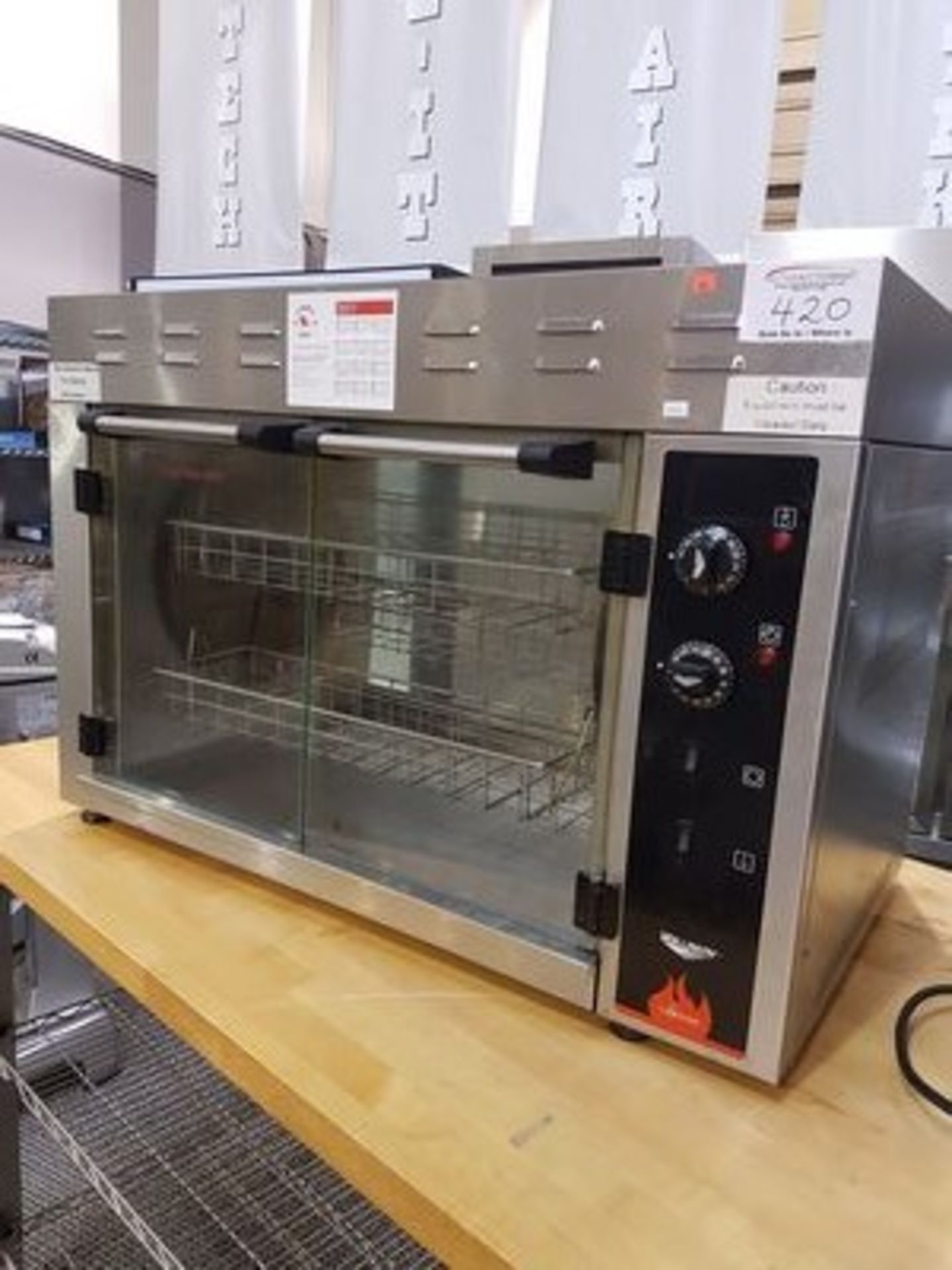 Vollrath Cayenne Counter Top Chicken Rotisserie - Single Phase