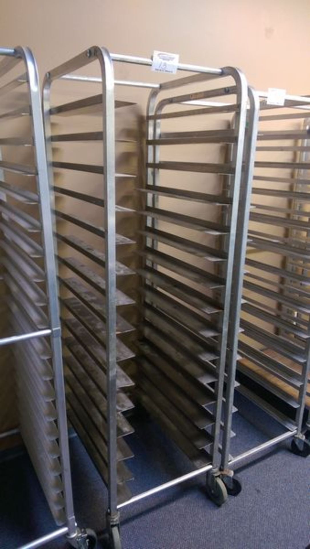 Aluminum Bakers Rack on Casters