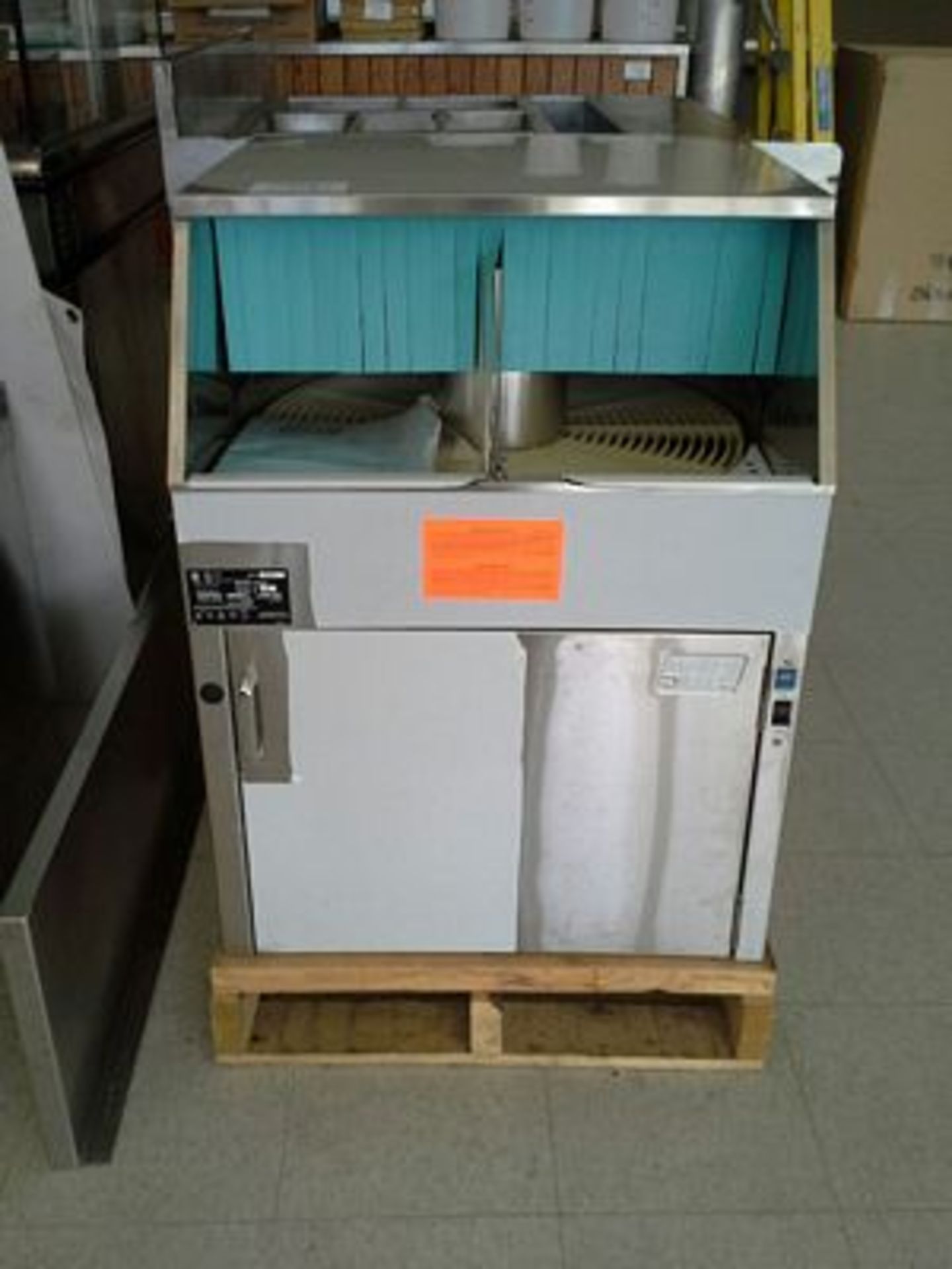 Moyer Diebel Model M6 - Under Counter Rotary Glass Washer includes manuals - Appears unused