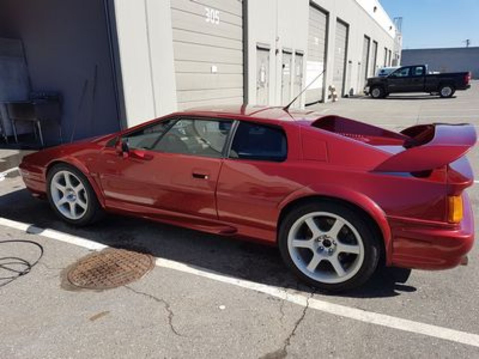 2001 V8 Lotus Esprit - 20,899.5 Miles - Image 4 of 9