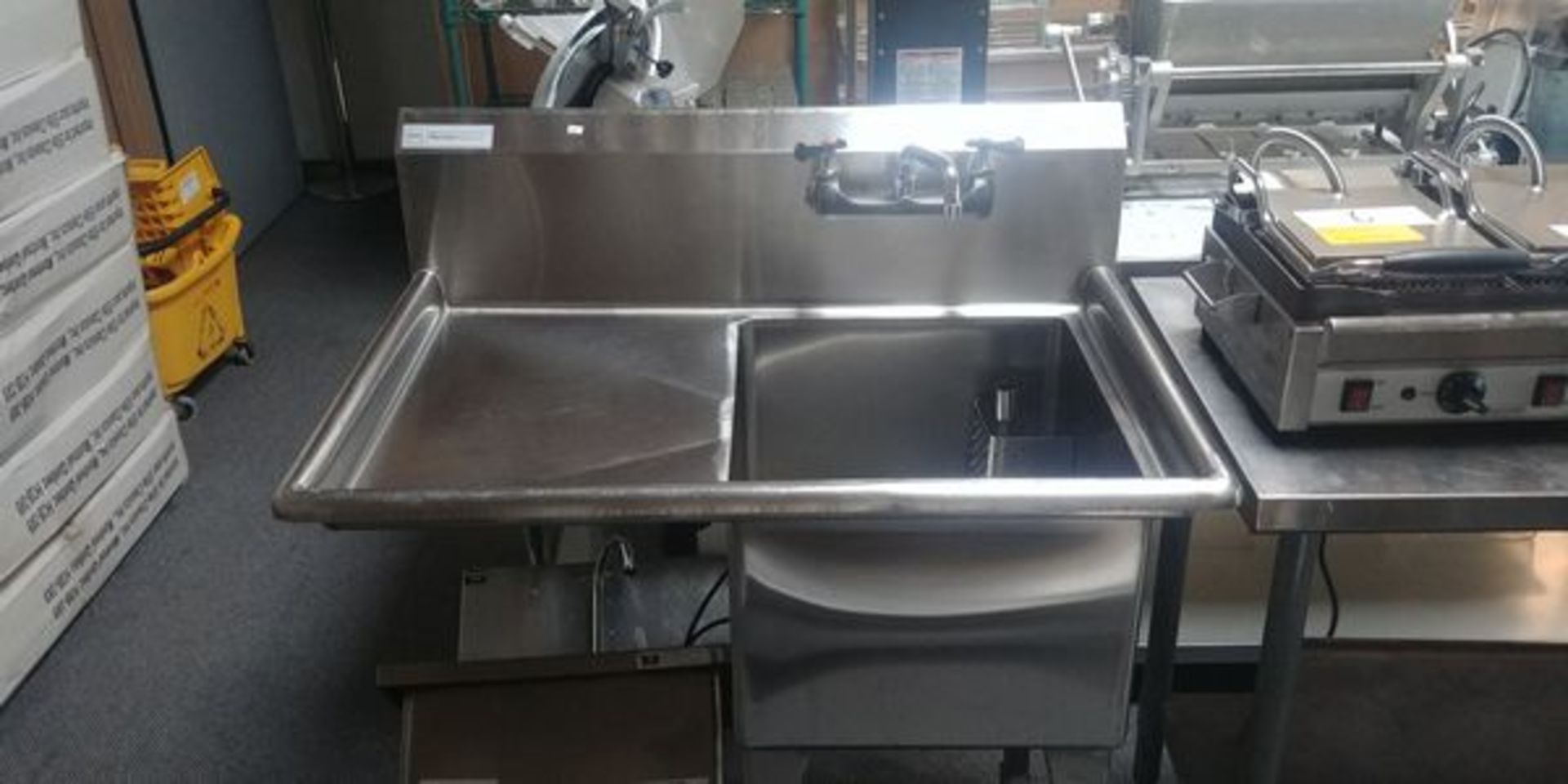 38" Single Compartment Stainless Steel Sink with Left Hand Runoff