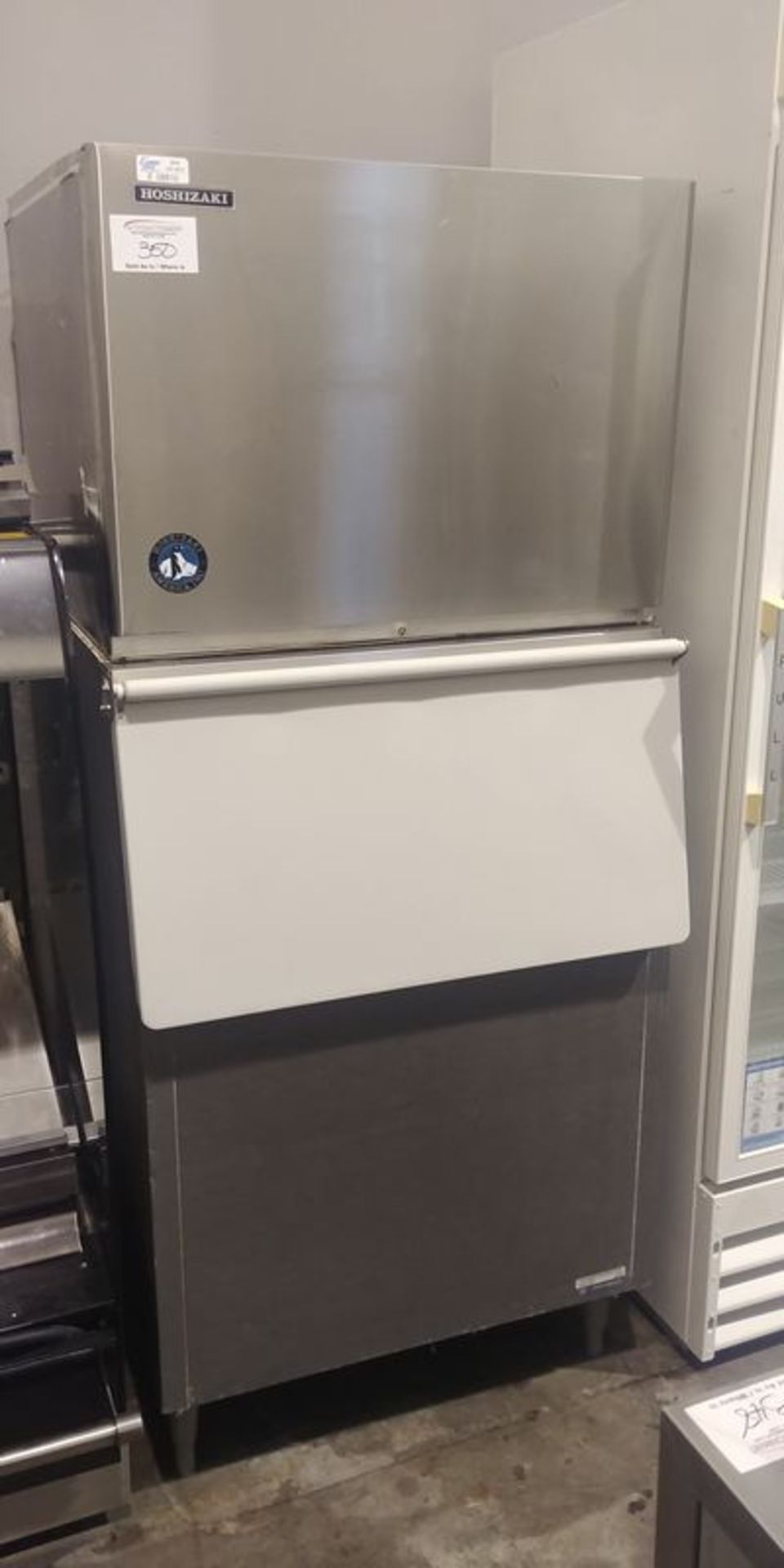 Hoshizaki Ice Maker with Bin