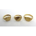 Three gentlemen's 9ct gold signet rings, sizes O, P and X, approx combined 13g (3).