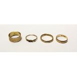 Three 9ct gold wedding bands, sizes L, M and N and a 9ct gold knot ring, size K,