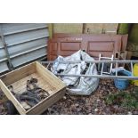 A small pine trailer, tote bag etc.