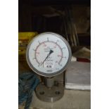 A Wika EN87837-1 chlorine gauge, diameter approx. 6 1/2".