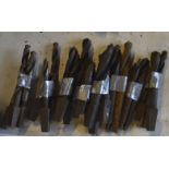 Various drill bits, length of longest approx. 7".