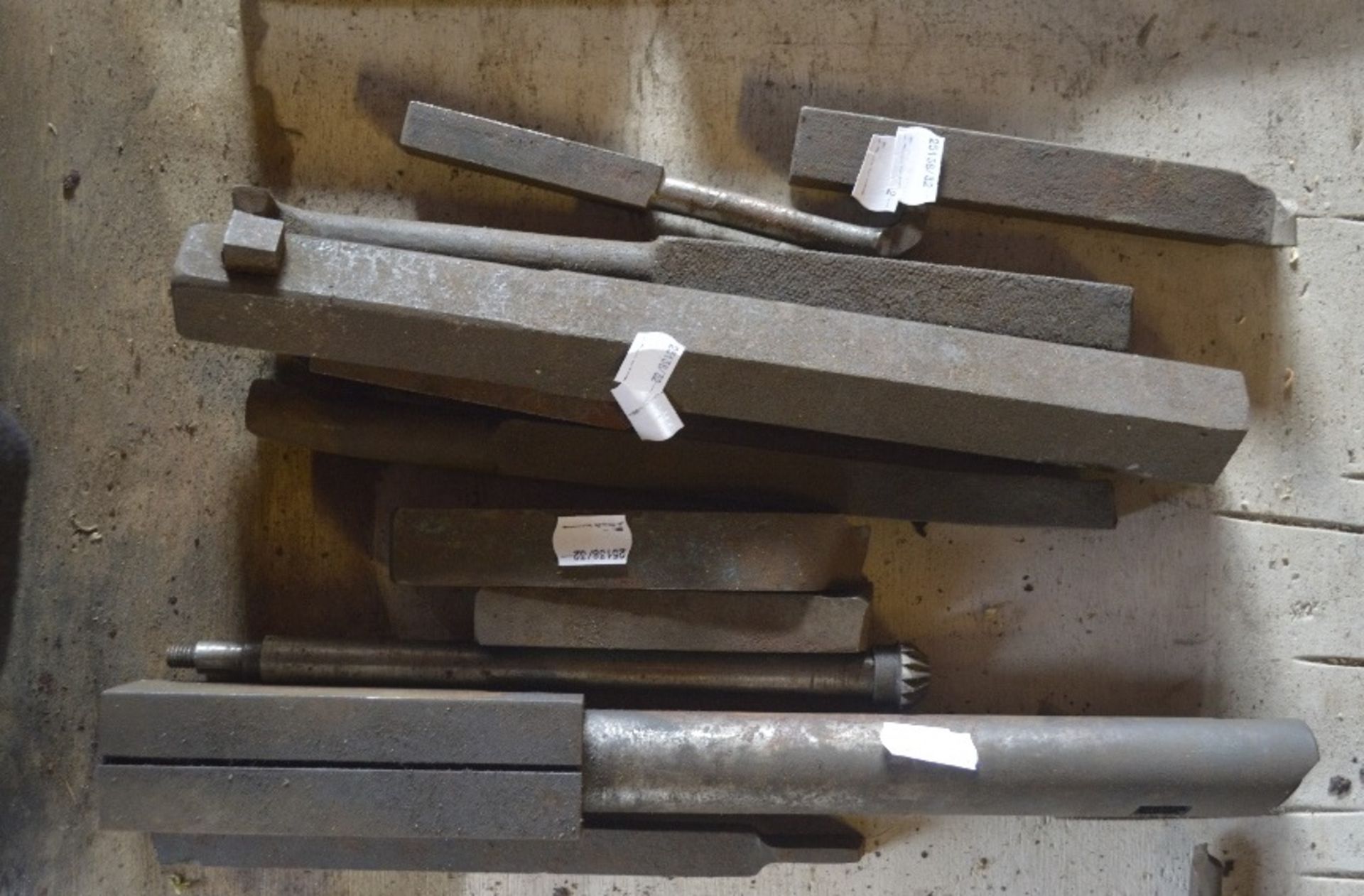 Various large cutting tools, length of longest approx. 16".