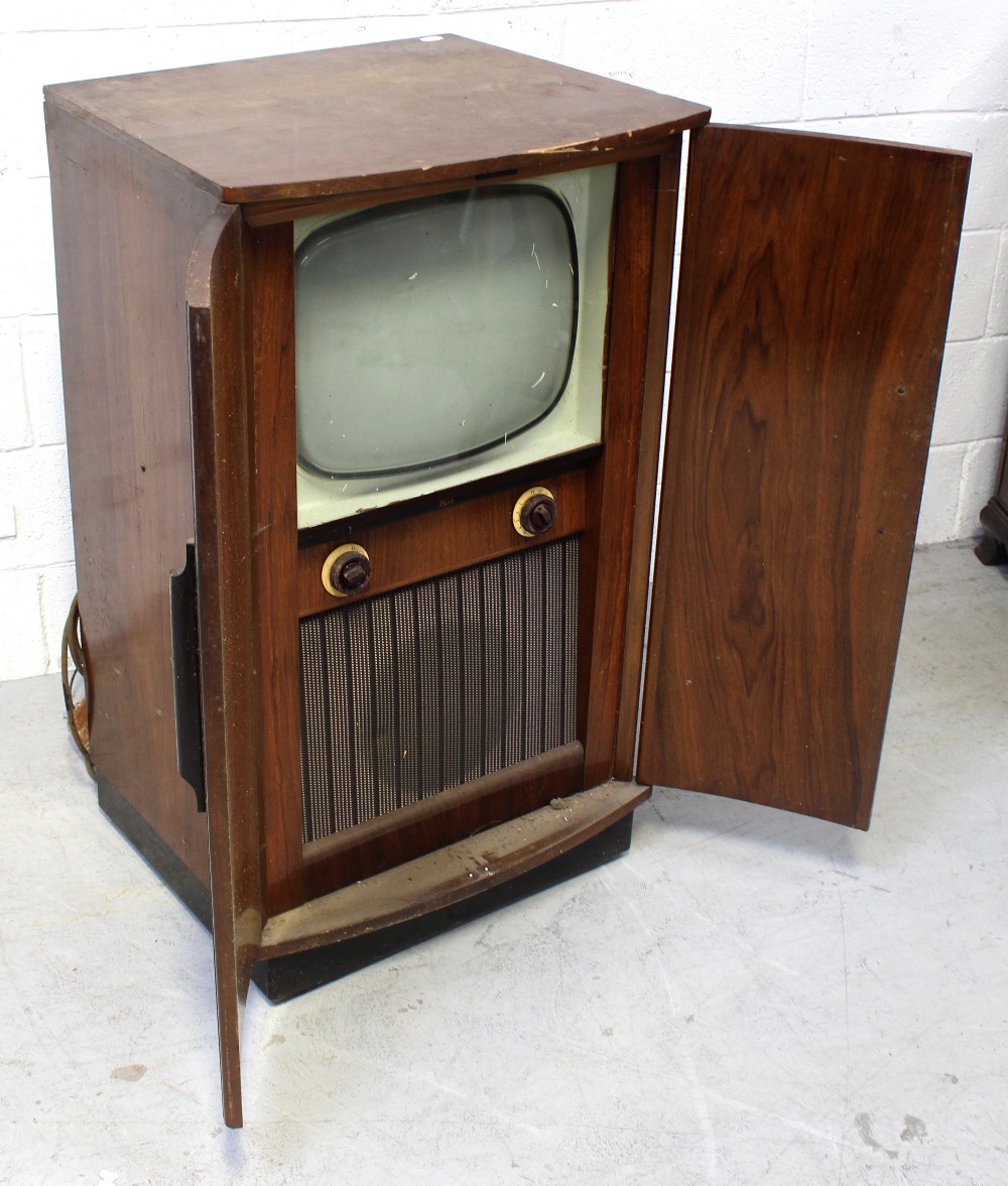 A vintage c1950s mahogany-cased TV, 100 x 61cm.