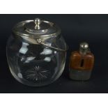 A George V hallmarked silver mounted and clear glass biscuit barrel, Sheffield 1915,