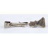 ROLASON BROS; a Victorian hallmarked silver spring loaded napkin clip, Birmingham 1891, length 4.