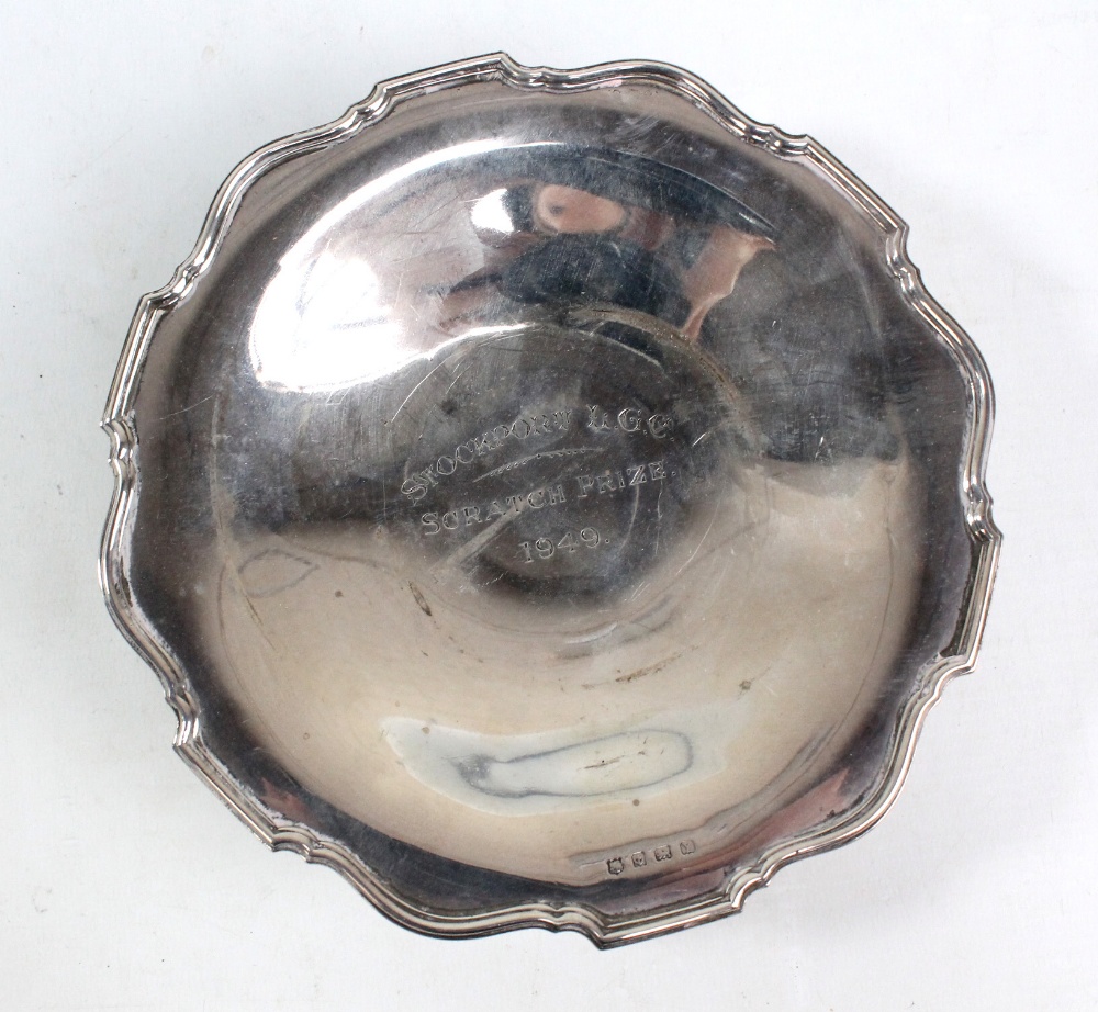 BARKER BROS SILVER LTD; a George VI hallmarked silver circular comport,