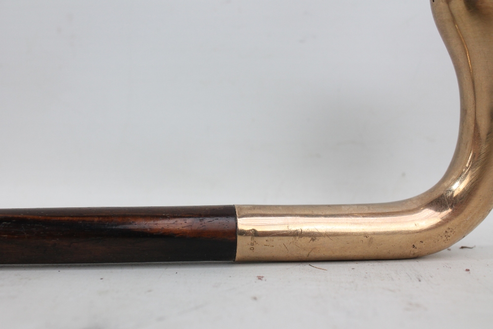 A 9ct yellow gold mounted rosewood walking cane, length 77cm. - Image 2 of 2