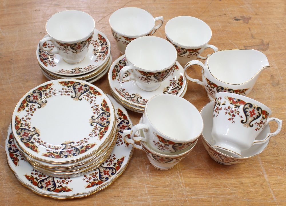 A Colclough 'Royale' pattern part tea service comprising seven cups, nine saucers, nine side plates,