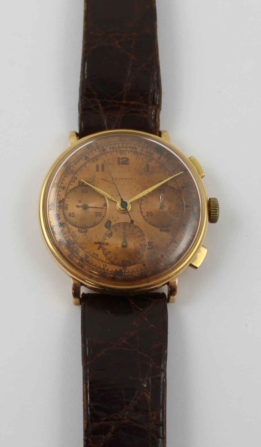 Tavannes; a vintage gentlemen's 18ct gold manual-wind chronograph wristwatch with down-turned lugs,