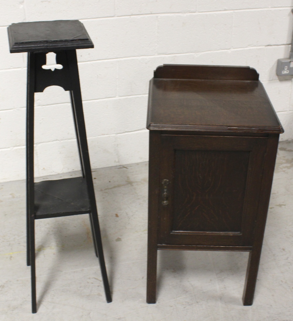 An oak pot cupboard, a jardinière stand and a Victorian footstool (3).