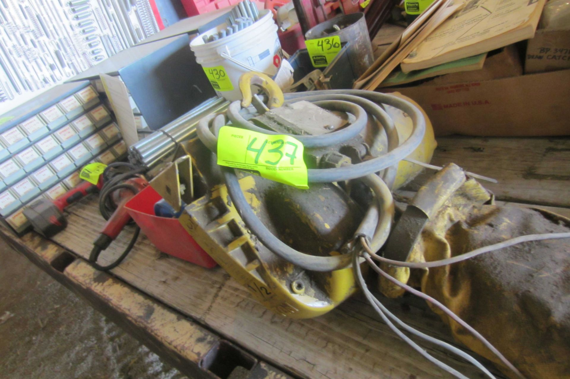 Yale 1/2 Ton Hoist